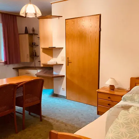 Brunner & Апартаменты Бад-Айзенкаппель